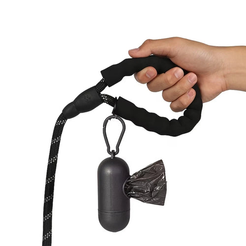 8 rouleaux de sacs à déjections canines avec 1 distributeur, sacs poubelles pour déjections canines, imperméables, robustes, pour voyages en plein air, fournitures de nettoyage pour animaux de compagnie, pour chiots